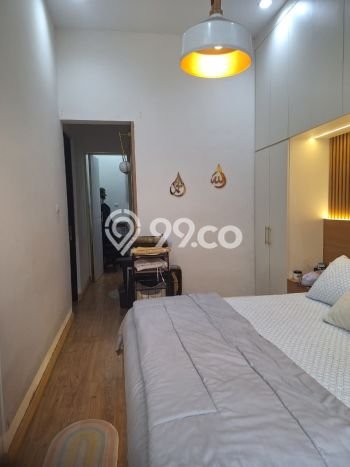 Hunian Elit LB 160m2 Siap Pakai Desain Elegan di Sektor 5 - Bintaro, Tangerang Selatan Hunian Elit LB 160m2 Siap Pakai Desain Elegan di Sektor 5 - Bintaro, Tangerang Selatan