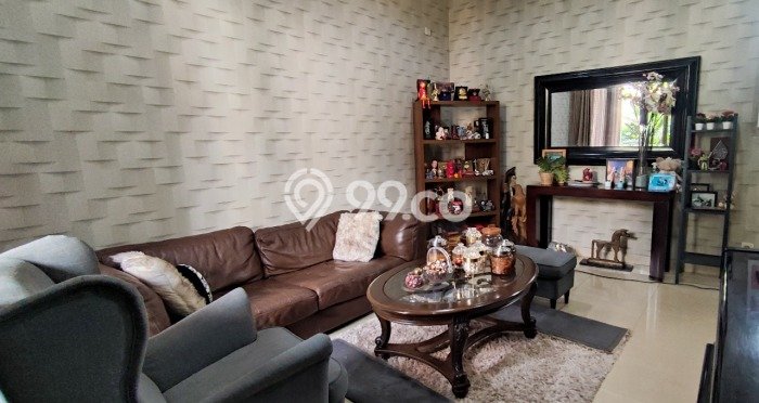 Hunian Mewah LB 225m2 Siap Huni Desain Elegan di Sektor 9-Bintaro, Tangerang Selatan Hunian Mewah LB 225m2 Siap Huni Desain Elegan di Sektor 9-Bintaro, Tangerang Selatan