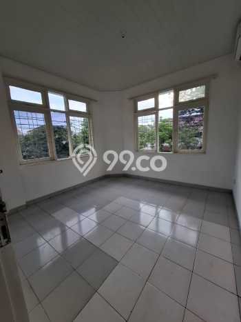 Rumah sewa siap huni 5 KT di Sektor 2 - Bintaro, Jakarta Selatan Rumah sewa siap huni 5 KT di Sektor 2 - Bintaro, Jakarta Selatan