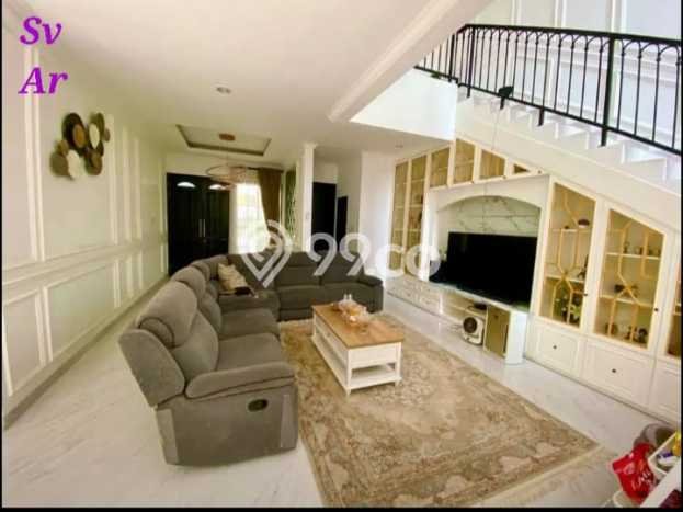 Ready to Use! Luxury House LT 240m2 Desain Elegan di Lebak Bulus Ready to Use! Luxury House LT 240m2 Desain Elegan di Lebak Bulus
