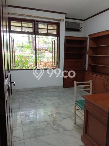 BEST PRICE! Rumah di Kebayoran Baru, Dekat Fasilitas, 4 KM, LT 735m2m² LB 750m2m² BEST PRICE! Rumah di Kebayoran Baru, Dekat Fasilitas, 4 KM, LT 735m2m² LB 750m2m²