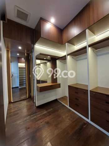 Dijual Rumah Mewah Elegan Dengan View Cantik di Pejaten, Jakarta Selatan Dijual Rumah Mewah Elegan Dengan View Cantik di Pejaten, Jakarta Selatan