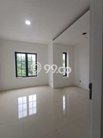 For Sale Hunian Rumah Terawat 3 Kamar di Sektor 3A - Bintaro, Tangerang Selatan For Sale Hunian Rumah Terawat 3 Kamar di Sektor 3A - Bintaro, Tangerang Selatan