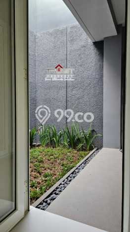 Ready to Use! Luxury House LT 144m2 Desain Elegan di Sektor 9-Bintaro Ready to Use! Luxury House LT 144m2 Desain Elegan di Sektor 9-Bintaro