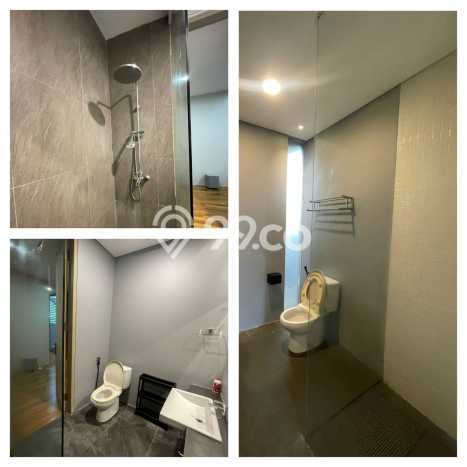 Ready to Use! Premium House LT 275m2 Desain Modern di Lebak Bulus Ready to Use! Premium House LT 275m2 Desain Modern di Lebak Bulus