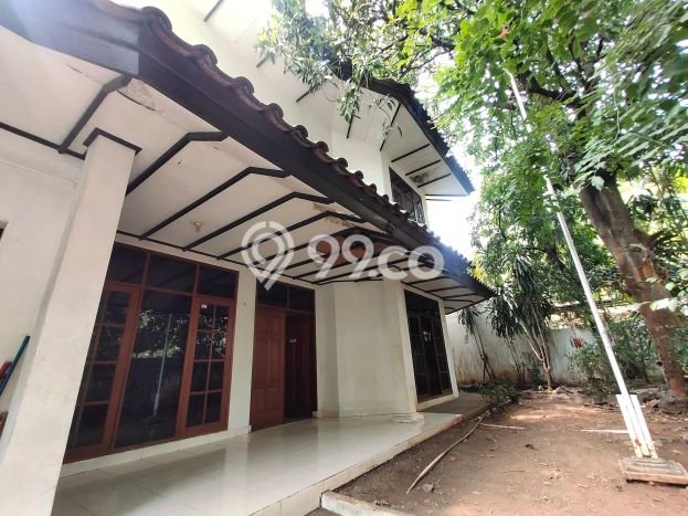 For Sale! Luxury House LT 532m2 Desain Modern di Kuningan For Sale! Luxury House LT 532m2 Desain Modern di Kuningan