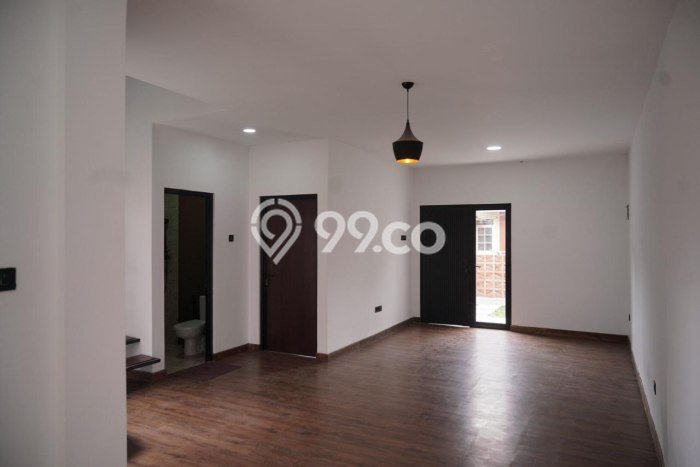 Rumah Terawat 5 KT 4 KM di Lokasi Premium Arcamanik, Bandung Rumah Terawat 5 KT 4 KM di Lokasi Premium Arcamanik, Bandung