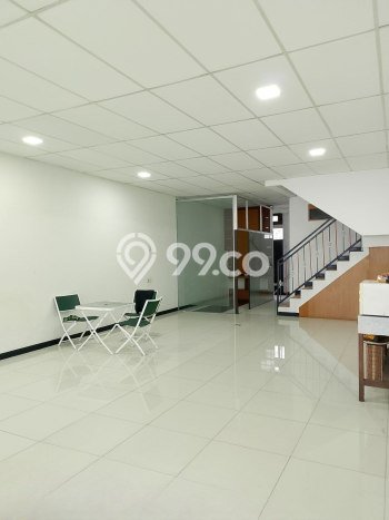 FOR RENT! Ruko di Bandung Kota Cocok untuk Bisnis 100m2 FOR RENT! Ruko di Bandung Kota Cocok untuk Bisnis 100m2