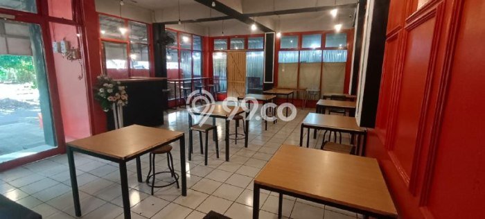 Komersial For Rent di Bandung Kota, Luas 150m2m², Lokasi Komersial Komersial For Rent di Bandung Kota, Luas 150m2m², Lokasi Komersial