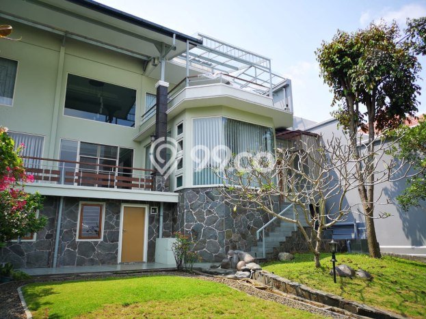 Rumah Elit Modern Siap Huni di Kota Baru Parahyangan Bandung Rumah Elit Modern Siap Huni di Kota Baru Parahyangan Bandung