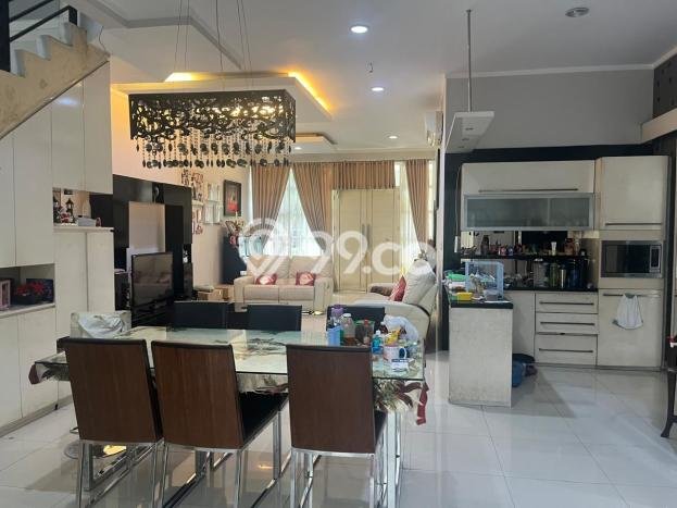 Siap Huni Hunian Elit 5 Kamar di Kelapa Gading Dekat ke Mana Pun Siap Huni Hunian Elit 5 Kamar di Kelapa Gading Dekat ke Mana Pun