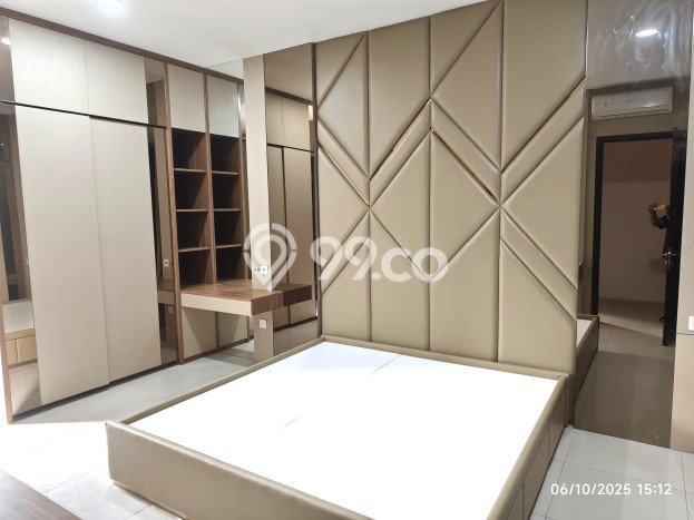 Hunian Elit LB 200m2 Siap Huni Desain Elegan di Pantai Indah Kapuk 2, Jakarta Utara Hunian Elit LB 200m2 Siap Huni Desain Elegan di Pantai Indah Kapuk 2, Jakarta Utara