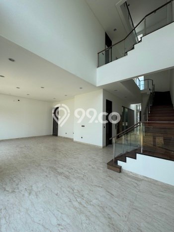 Rumah Kondisi Baik Disewakan di Golf Island, Jakarta Utara LT 300m2, LB 300m2 Rumah Kondisi Baik Disewakan di Golf Island, Jakarta Utara LT 300m2, LB 300m2