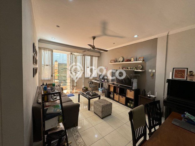 Rumah Luxury Modern Tanpa Renovasi di Sektor 9-Bintaro Tangerang Selatan Rumah Luxury Modern Tanpa Renovasi di Sektor 9-Bintaro Tangerang Selatan