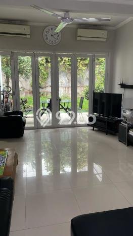 Jual Rumah Mewah Elegan Dengan View Cantik di Sektor 7-Bintaro, Tangerang Selatan Jual Rumah Mewah Elegan Dengan View Cantik di Sektor 7-Bintaro, Tangerang Selatan