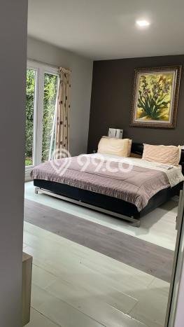 Jual Rumah Mewah Elegan Dengan View Cantik di Sektor 7-Bintaro, Tangerang Selatan Jual Rumah Mewah Elegan Dengan View Cantik di Sektor 7-Bintaro, Tangerang Selatan