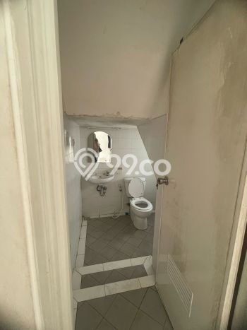 Rumah Modern 3 KT di BSD City Tangerang Unfurnished Rumah Modern 3 KT di BSD City Tangerang Unfurnished