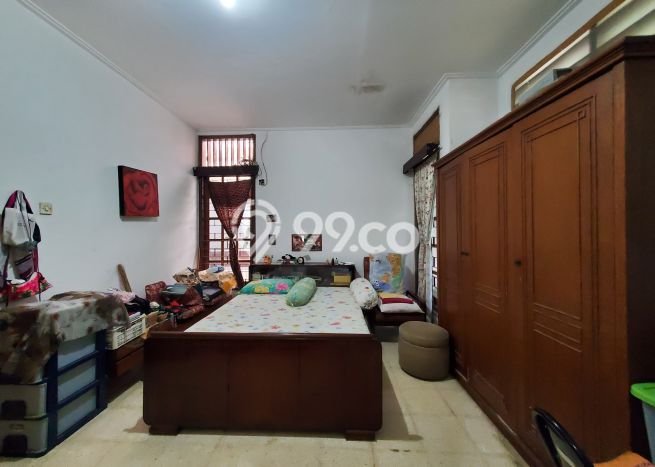 Dijual Rumah Mewah Elegan Dengan View Cantik di Pangkalan Jati, Depok Dijual Rumah Mewah Elegan Dengan View Cantik di Pangkalan Jati, Depok