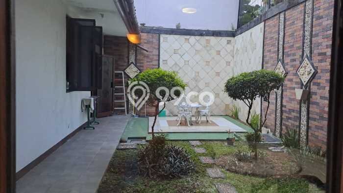 Jual Rumah Luas Elegan Dengan View Eksklusif di Pejaten, Jakarta Selatan Jual Rumah Luas Elegan Dengan View Eksklusif di Pejaten, Jakarta Selatan