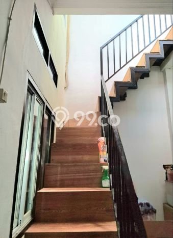 Rumah Luas Asri 2 KT Siap Pakai di Jatibening Bekasi Rumah Luas Asri 2 KT Siap Pakai di Jatibening Bekasi