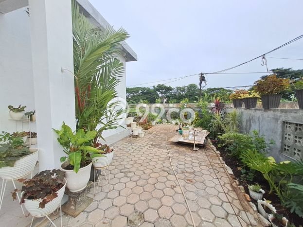 Ready to Use! Luxury House LT 267m2 Desain Elegan di Galaxy Ready to Use! Luxury House LT 267m2 Desain Elegan di Galaxy