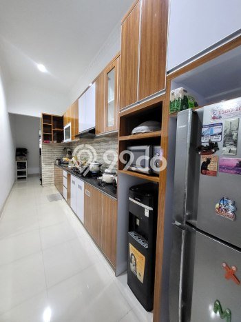 Hunian Mewah Siap Huni LT 198m2 di Pondokmelati, Bekasi Hunian Mewah Siap Huni LT 198m2 di Pondokmelati, Bekasi