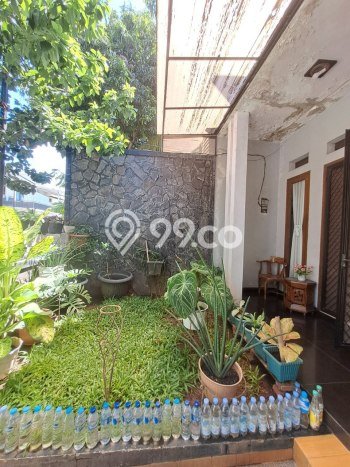 Rumah Luxury Modern Siap Huni di Pondok Kelapa Jakarta Timur Rumah Luxury Modern Siap Huni di Pondok Kelapa Jakarta Timur