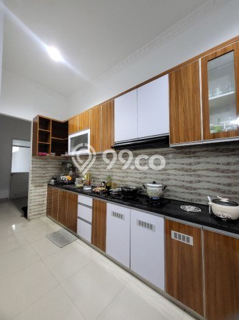 Hunian Mewah Siap Huni LT 198m2 di Pondokmelati, Bekasi Hunian Mewah Siap Huni LT 198m2 di Pondokmelati, Bekasi