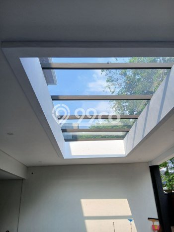 Siap Huni Rumah Mewah 9 Kamar di Kebayoran Baru Dekat ke Mana Pun Siap Huni Rumah Mewah 9 Kamar di Kebayoran Baru Dekat ke Mana Pun