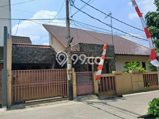 Rumah Luxury Modern Tanpa Renovasi di Pondok Gede Bekasi Rumah Luxury Modern Tanpa Renovasi di Pondok Gede Bekasi