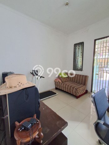 Rumah Modern 3 KT di Cikunir Bekasi Semi Furnished Rumah Modern 3 KT di Cikunir Bekasi Semi Furnished