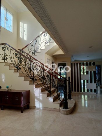 Jual Rumah Mewah Elegan Dengan View Cantik di Kota Wisata, Jakarta Timur Jual Rumah Mewah Elegan Dengan View Cantik di Kota Wisata, Jakarta Timur