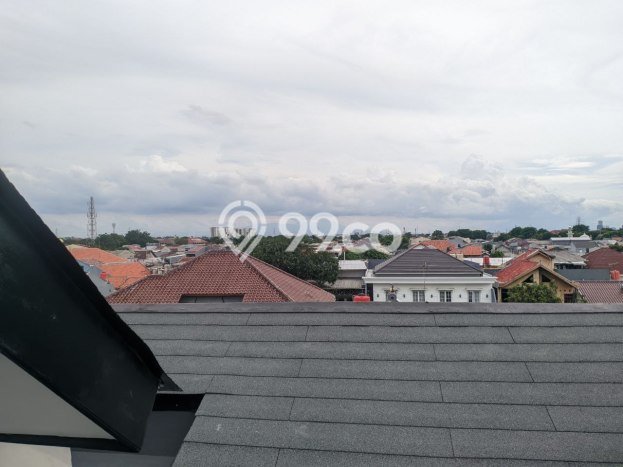 Jual Rumah Mewah Megah Dengan View Cantik di Rawamangun, Jakarta Timur Jual Rumah Mewah Megah Dengan View Cantik di Rawamangun, Jakarta Timur
