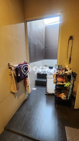 Dijual Hunian Rumah Terawat 6 KT di Jatiwaringin, Jakarta Timur Dijual Hunian Rumah Terawat 6 KT di Jatiwaringin, Jakarta Timur