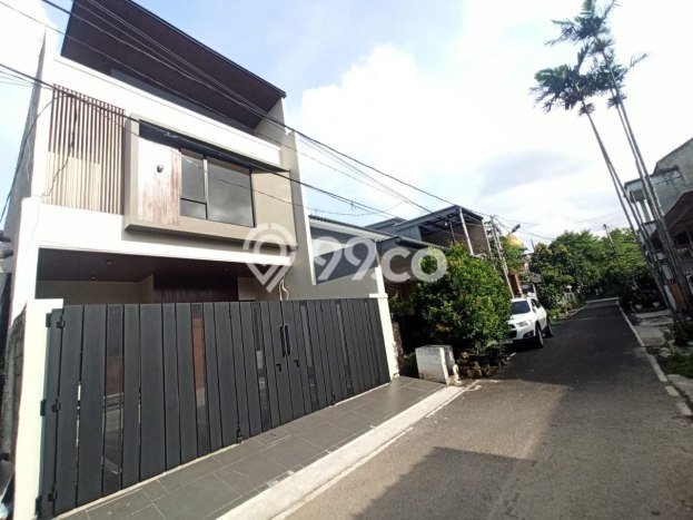 Jual Rumah Mewah Elegan Dengan View Eksklusif di Rawamangun, Jakarta Timur Jual Rumah Mewah Elegan Dengan View Eksklusif di Rawamangun, Jakarta Timur