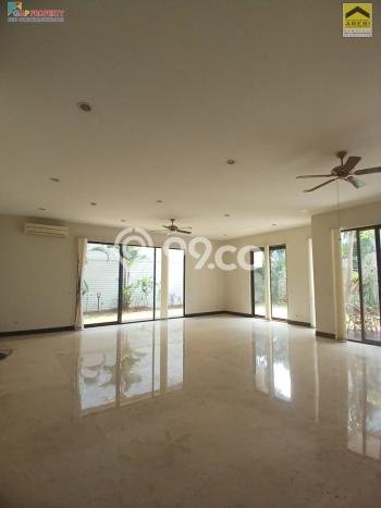 For Sale! Premium House LT 685m2 Desain Elegan di Cipete For Sale! Premium House LT 685m2 Desain Elegan di Cipete