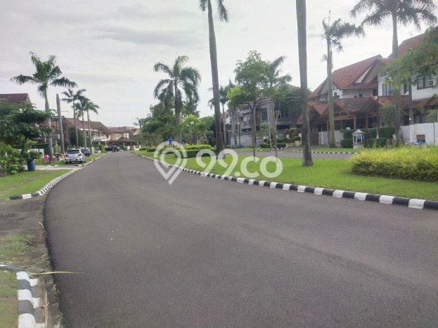 For Sale! Premium House LT 321m2 Desain Elegan di Kemang Pratama For Sale! Premium House LT 321m2 Desain Elegan di Kemang Pratama