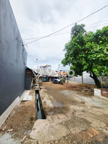 Jual Rumah Luas Megah Dengan View Eksklusif di Jatiwaringin, Bekasi Jual Rumah Luas Megah Dengan View Eksklusif di Jatiwaringin, Bekasi