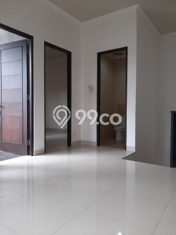 Hunian Mewah LB 200m2 Siap Huni Desain Elegan di Ciganjur, Jakarta Selatan Hunian Mewah LB 200m2 Siap Huni Desain Elegan di Ciganjur, Jakarta Selatan