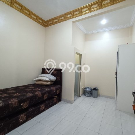 Investasi Kost Dijual di Cimanggis, Depok, Spesifikasi 55 KT, 55 KM, 1100m2 Investasi Kost Dijual di Cimanggis, Depok, Spesifikasi 55 KT, 55 KM, 1100m2