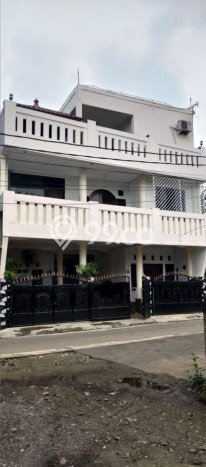Jual Rumah Mewah Megah Dengan View Eksklusif di Jati Asih, Bekasi Jual Rumah Mewah Megah Dengan View Eksklusif di Jati Asih, Bekasi