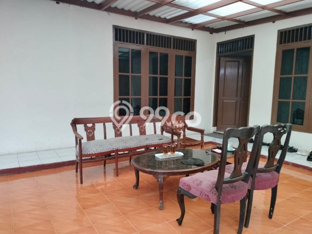 Rumah Elit Modern Siap Huni di Pondok Kelapa Jakarta Timur Rumah Elit Modern Siap Huni di Pondok Kelapa Jakarta Timur