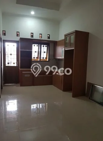 For Sale Rumah 3 Kamar Lokasi Strategis Bagus dan Strategis di Pasar Minggu For Sale Rumah 3 Kamar Lokasi Strategis Bagus dan Strategis di Pasar Minggu