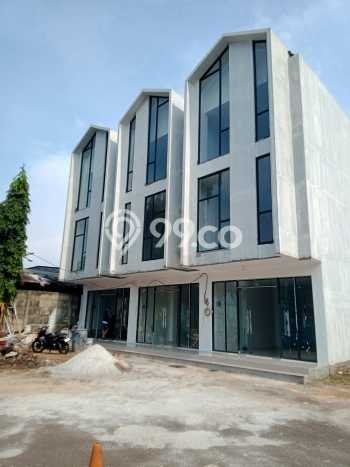 Ruko Dijual di Jakarta Timur LT 67m2 & LB 189m2 Lokasi Terbaik! Ruko Dijual di Jakarta Timur LT 67m2 & LB 189m2 Lokasi Terbaik!