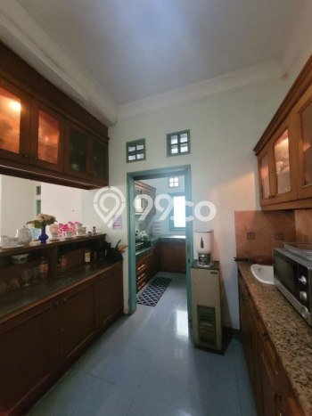 Rumah Elit Modern Siap Huni di Rawamangun Jakarta Timur Rumah Elit Modern Siap Huni di Rawamangun Jakarta Timur