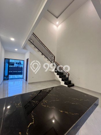 Jual Rumah Modern 4 KT di Jatiwaringin, Jakarta Timur Jual Rumah Modern 4 KT di Jatiwaringin, Jakarta Timur