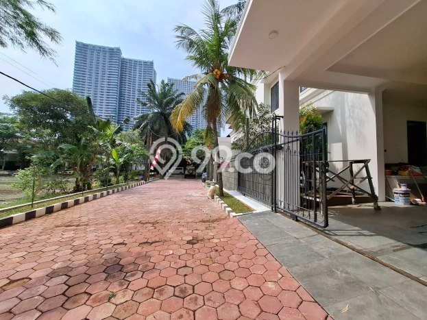 Rumah Elit LB 420m2 Siap Huni Desain Elegan di Taman Galaxy, Bekasi Rumah Elit LB 420m2 Siap Huni Desain Elegan di Taman Galaxy, Bekasi