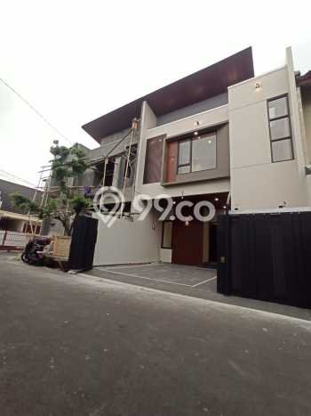 Rumah Elit Modern Siap Huni di Pulomas Jakarta Timur Rumah Elit Modern Siap Huni di Pulomas Jakarta Timur