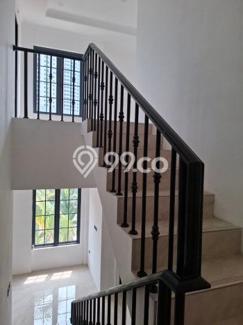 Rumah Elit LB 420m2 Siap Huni Desain Elegan di Taman Galaxy, Bekasi Rumah Elit LB 420m2 Siap Huni Desain Elegan di Taman Galaxy, Bekasi