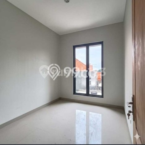 For Sale! Premium House LT 160m2 Desain Elegan di Pondok Bambu For Sale! Premium House LT 160m2 Desain Elegan di Pondok Bambu
